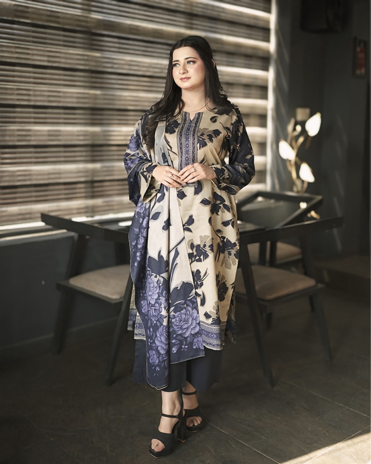 KHUSHNUMA – Lawn 3 PCS