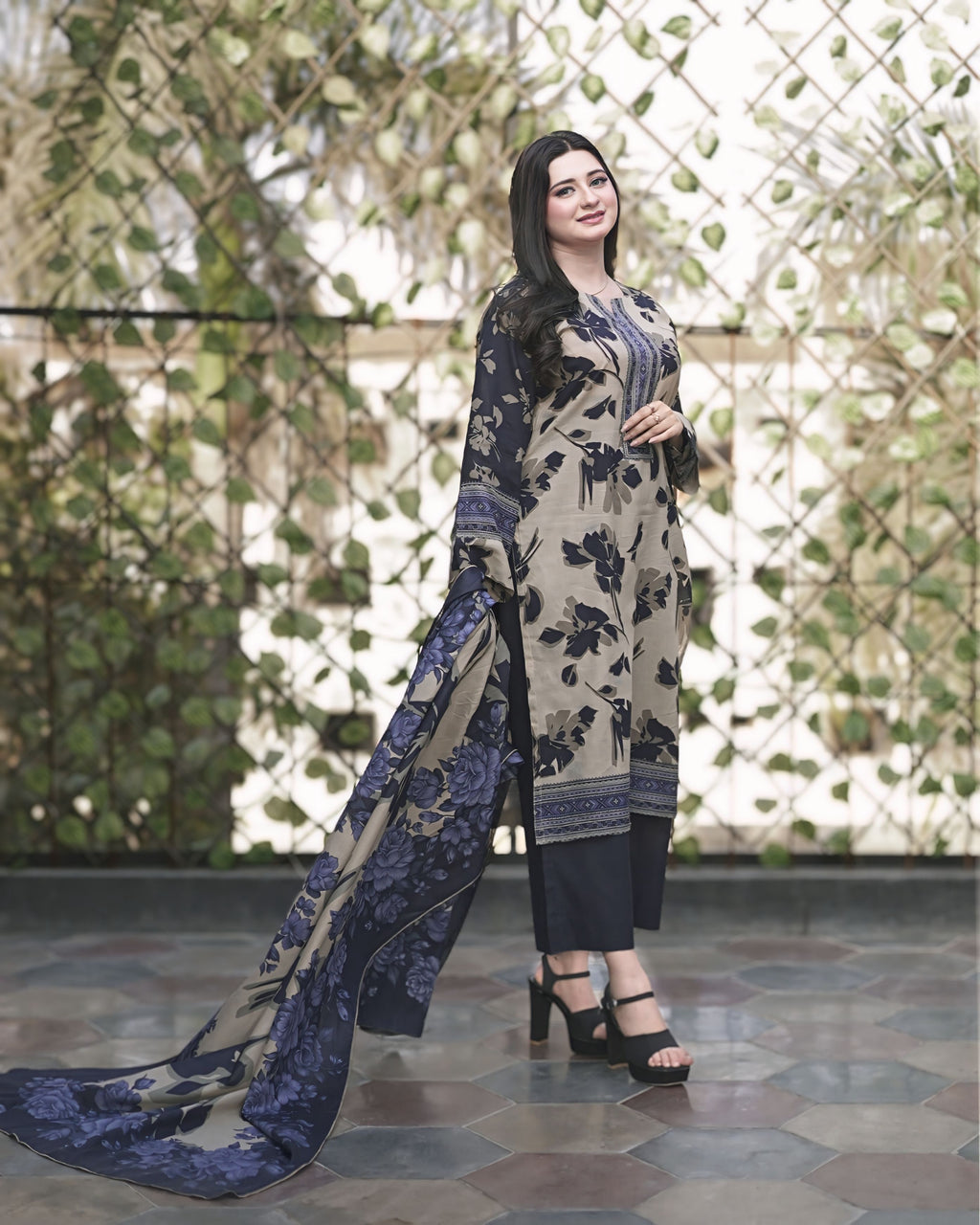 KHUSHNUMA – Lawn 3 PCS