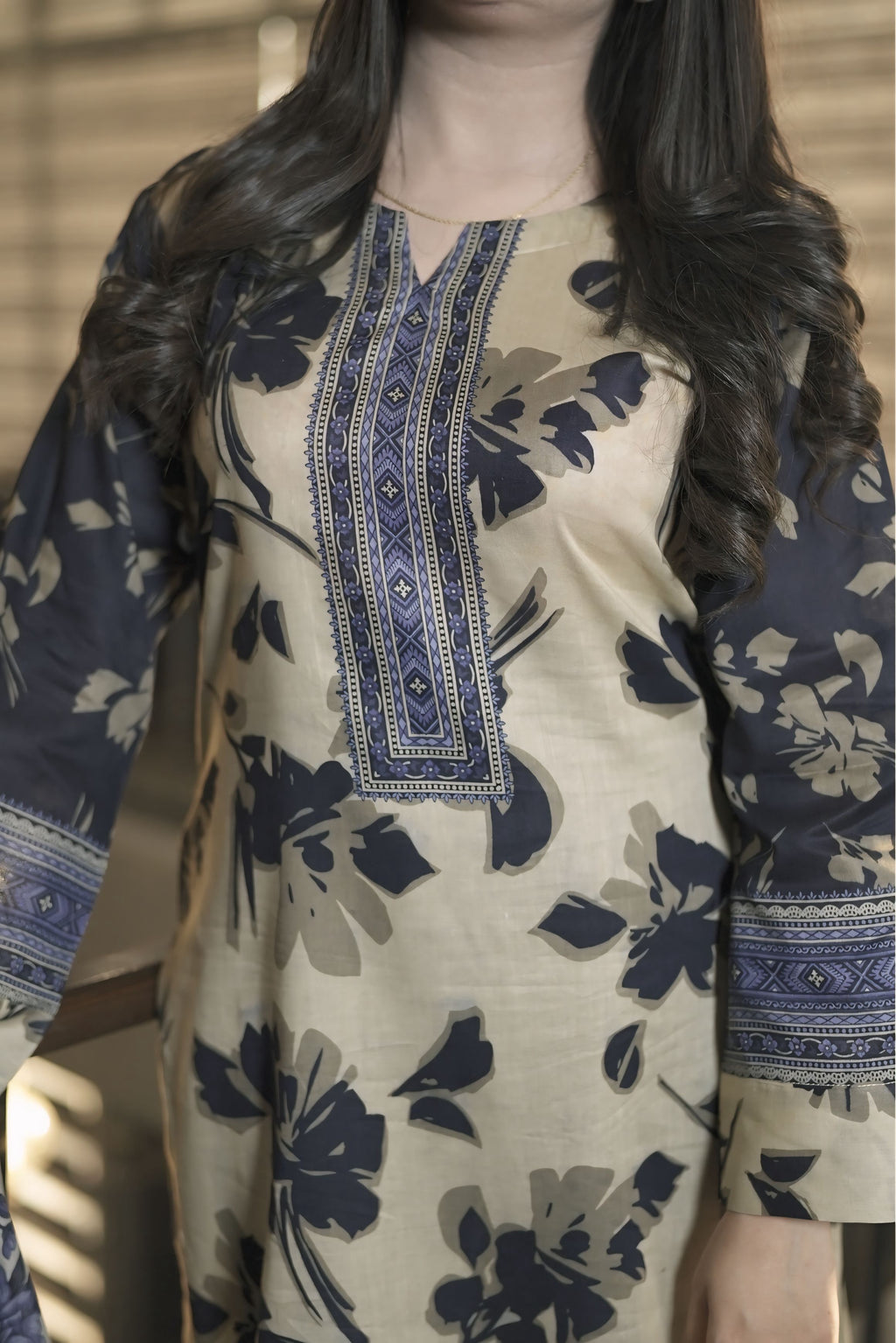 KHUSHNUMA – Lawn 3 PCS
