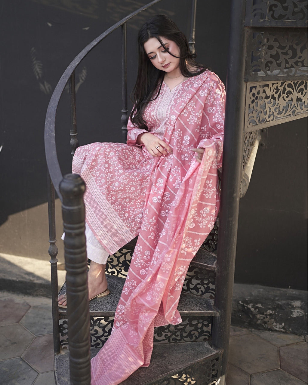 NAFEES  – Lawn 3 PCS