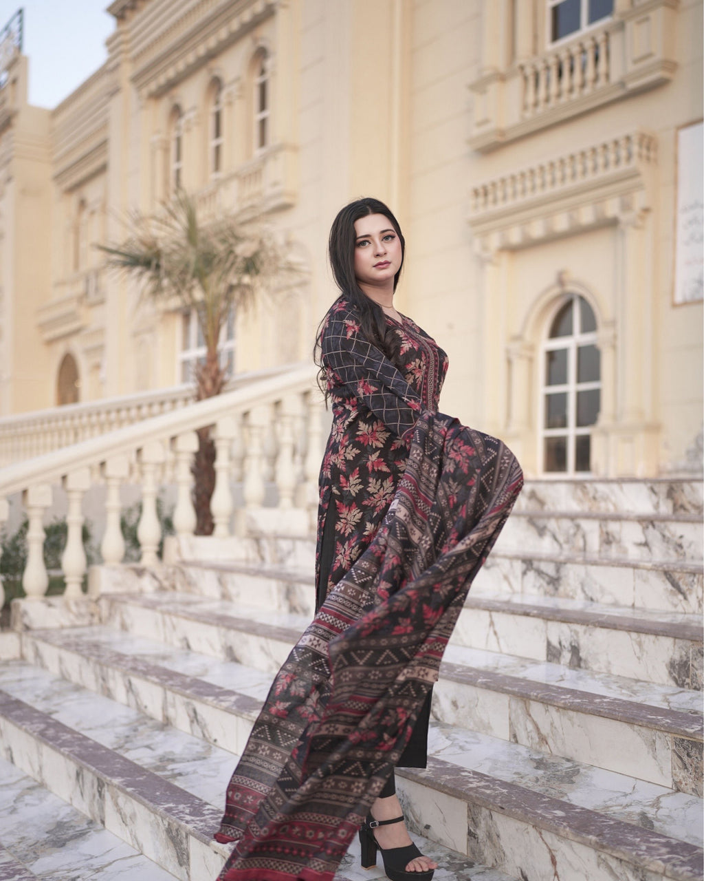 DIL AWAIZ – Lawn 3 PCS